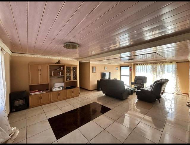 3 BEDROOM HOUSE FOR SALE IN WELGEDACHT